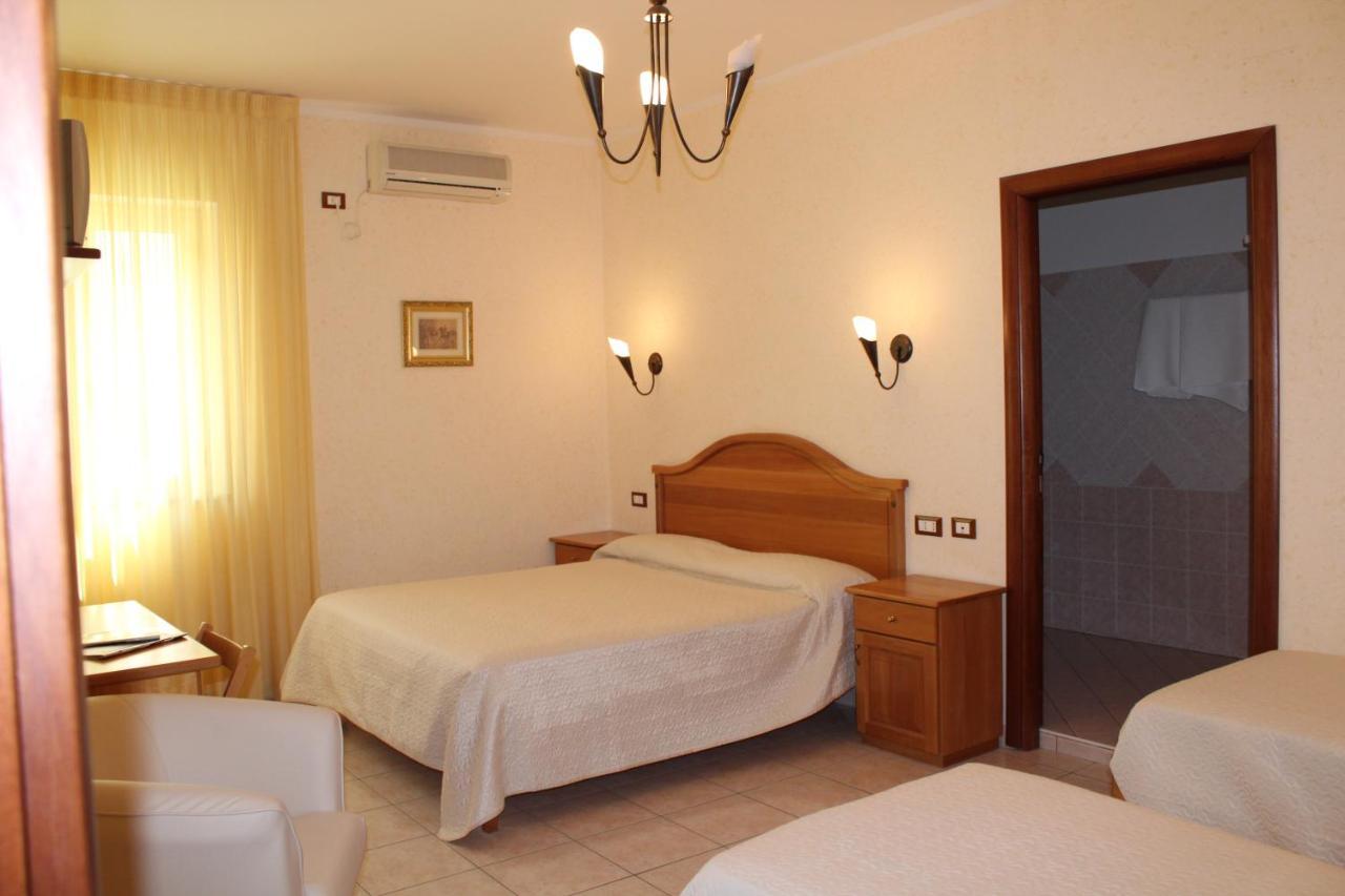 Hotel Ristorante L'Avvenire Gizzeria Exteriér fotografie