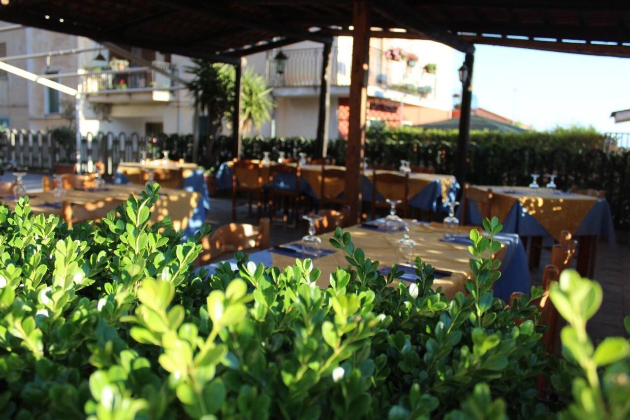 Hotel Ristorante L'Avvenire Gizzeria Exteriér fotografie