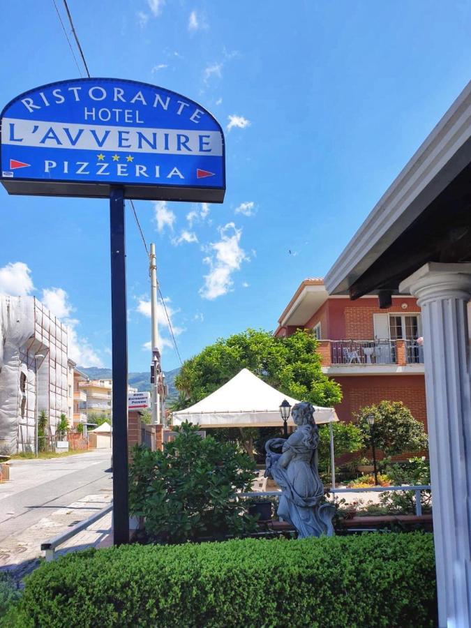Hotel Ristorante L'Avvenire Gizzeria Exteriér fotografie